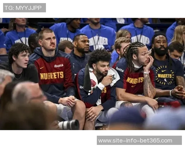 穆雷与戈登成历史唯一双50分球员三分命中率高达90